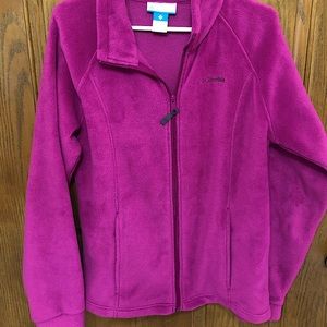 Woman’s Columbia Fleece Jacket